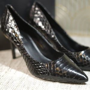 DKNY Women's Randi Pumps - Black Snake 7.5M